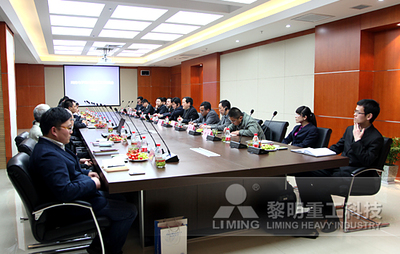 攜手名企論E時(shí)代河南電子商務(wù)的發(fā)展與商務(wù)秘書(shū)服務(wù)